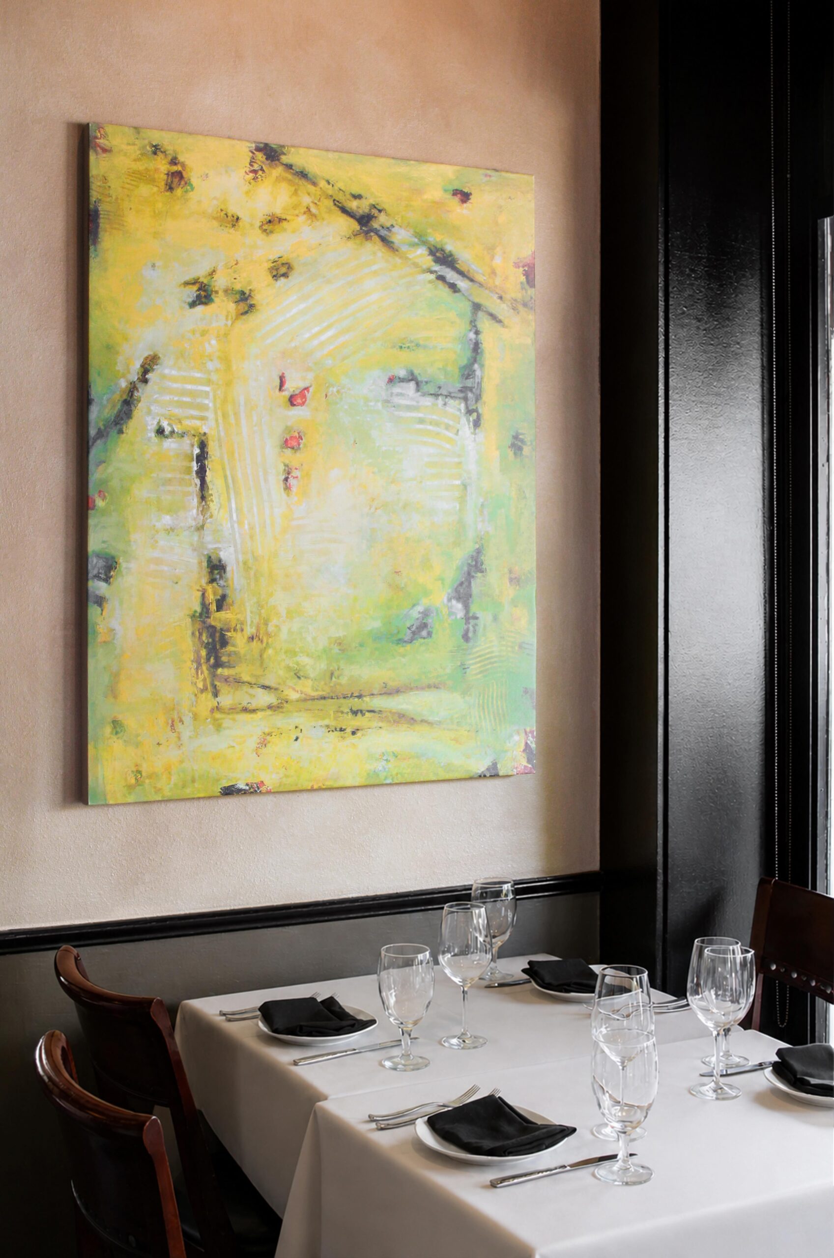 Tutti Mangia Italian Chophouse Ambiance